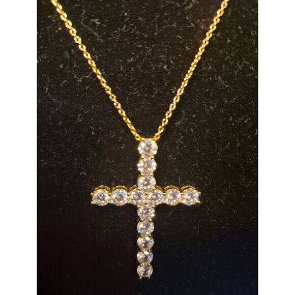 Vintage Diamonique Cross necklace - Picture 4 of 11